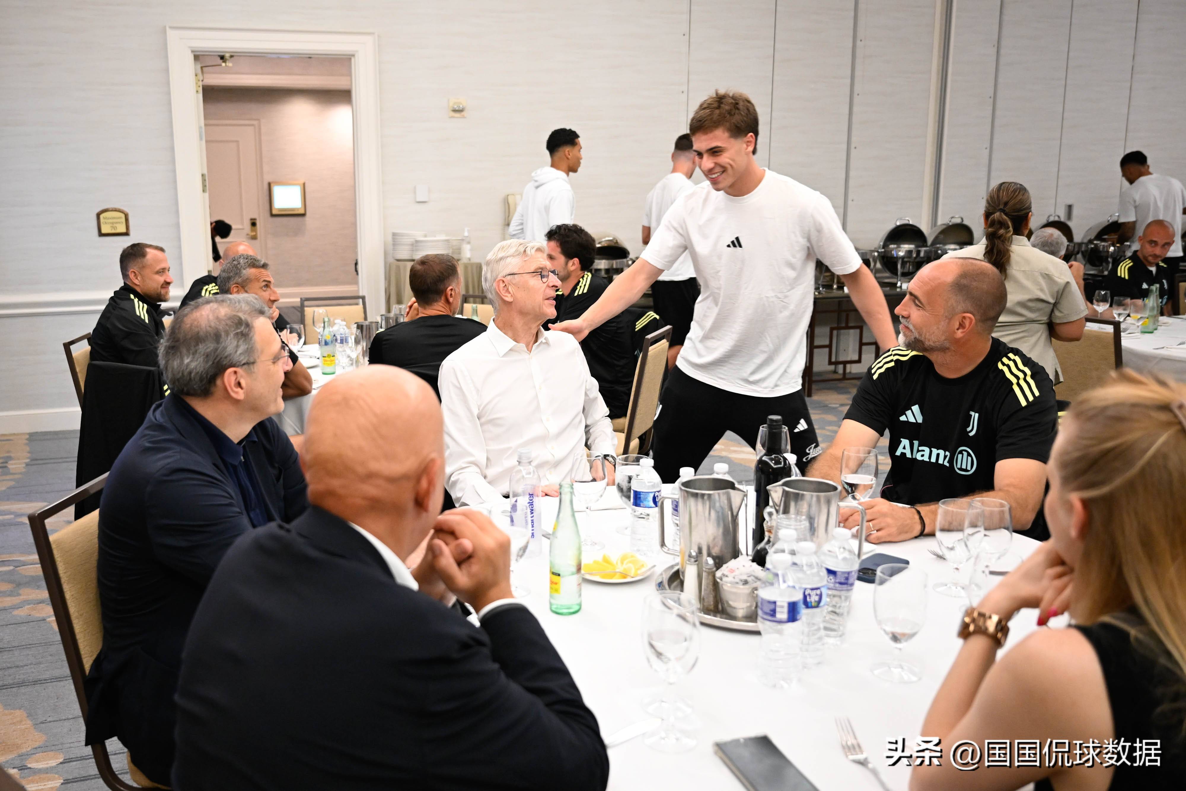 lol-社区盾转会期再迎强敌，葡萄牙体育再遭质疑，主帅态度——信心回归，身体对抗强度拉满的简单介绍