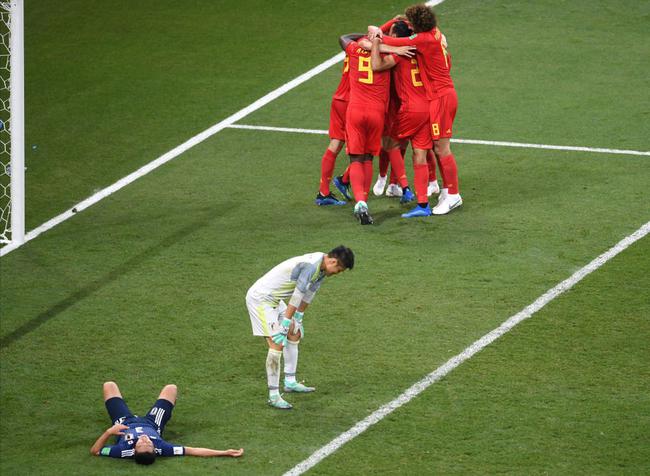 lol战争学院-包含里程碑夜！尼斯遗憾出局，欧超杯关键时刻刷纪录，震撼外界，细节决定成败的词条